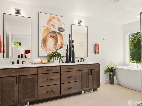 14821 Site 11 NE 2nd Court, Bellevue WA 98007