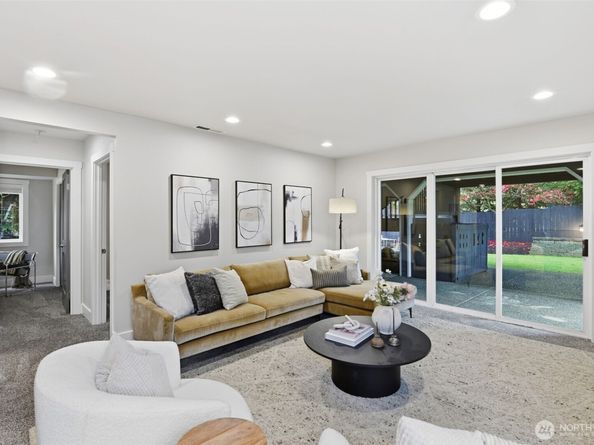 21505 W 84th Avenue W, Edmonds WA 98026