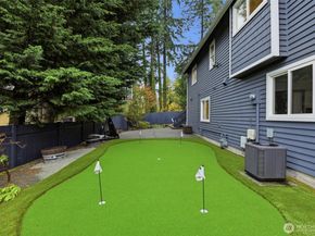 21505 W 84th Avenue W, Edmonds WA 98026