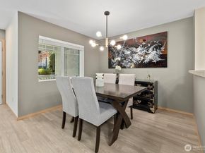 1981 24th Avenue NE 104, Issaquah WA 98029