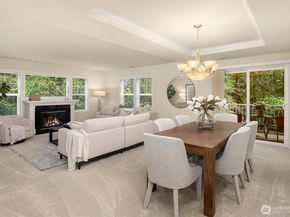 4535 Providence Point Place SE 103, Issaquah WA 98029