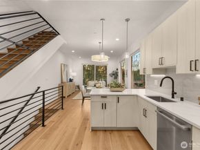 12701 NE 144th ST #F, Kirkland WA 98034