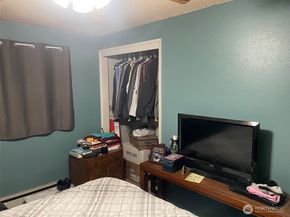 3701 SW 105th Street, Seattle WA 98146