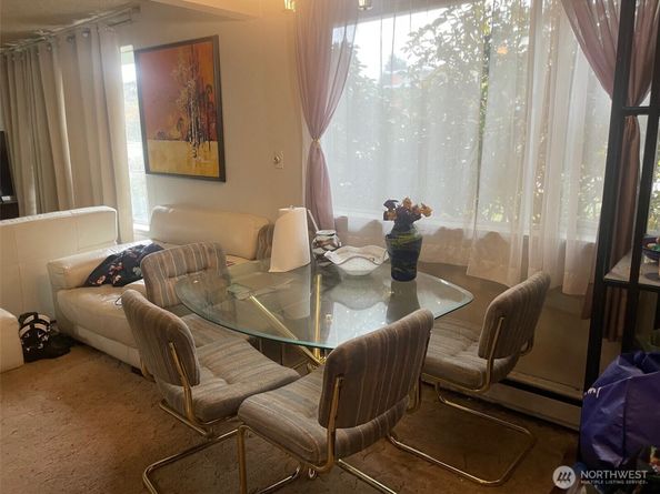 3701 SW 105th Street, Seattle WA 98146