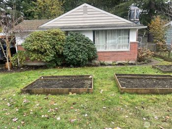 3701 SW 105th Street