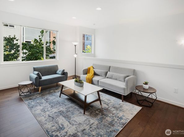 15788 NE 14th Alley, Bellevue WA 98008