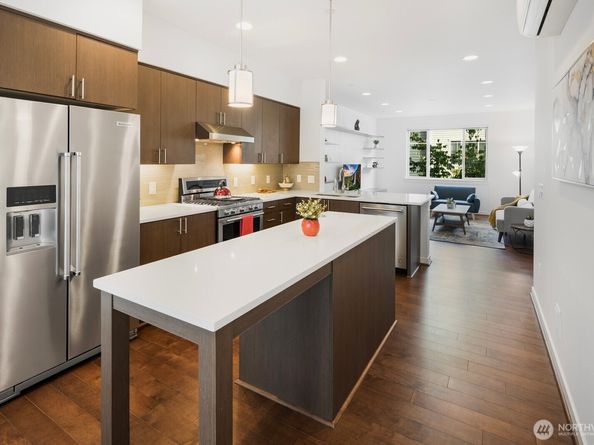 15788 NE 14th Alley, Bellevue WA 98008