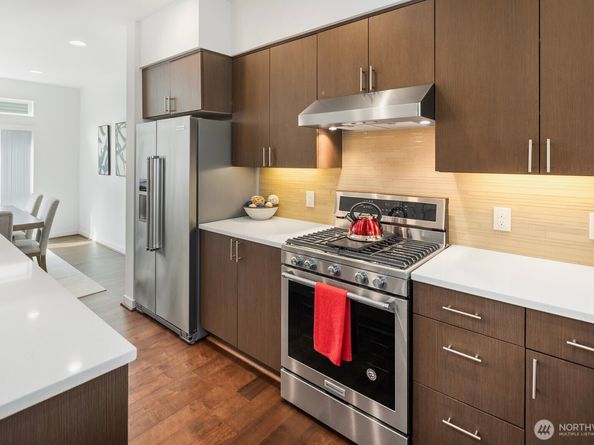 15788 NE 14th Alley, Bellevue WA 98008