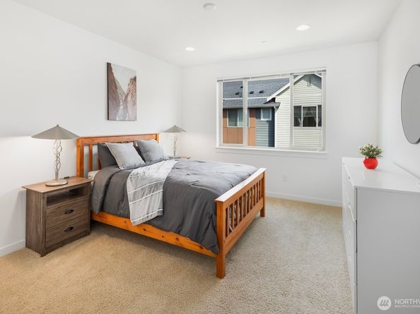 15788 NE 14th Alley, Bellevue WA 98008