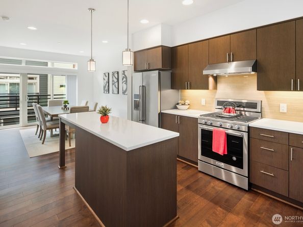 15788 NE 14th Alley, Bellevue WA 98008