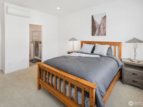 15788 NE 14th Alley, Bellevue WA 98008