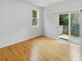 14868 SE 16th Street 7, Bellevue WA 98007