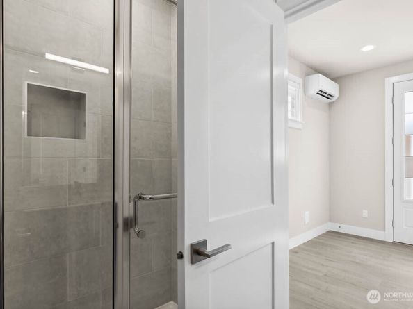 13246 NE 143rd Court 29, Woodinville WA 98072