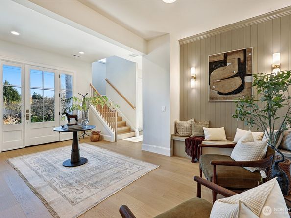 7003 37th Avenue NE, Seattle WA 98115