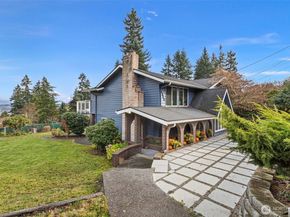 8421 Cascadia Avenue, Everett WA 98208