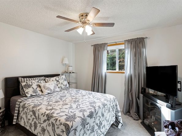 8421 Cascadia Avenue, Everett WA 98208