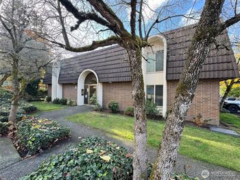 11004 NE 68th Street