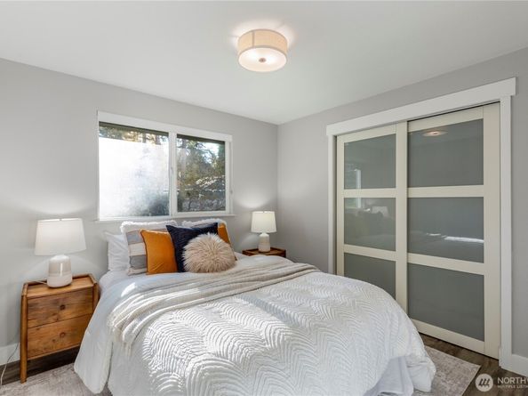 9704 NE 124th Street, Kirkland WA 98034