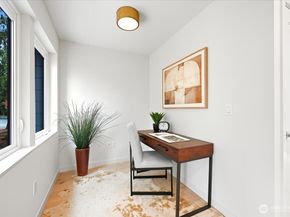 13047 39th Avenue NE B, Seattle WA 98125