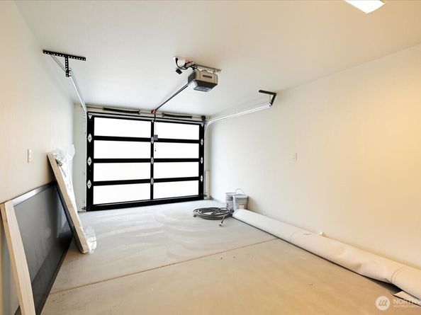 13047 39th Avenue NE B, Seattle WA 98125