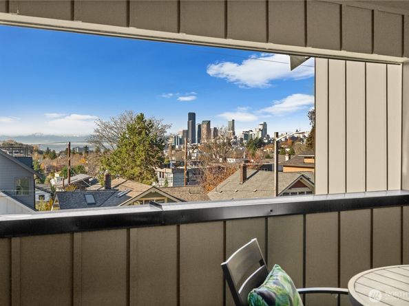 1132 31st Avenue S, Seattle WA 98144