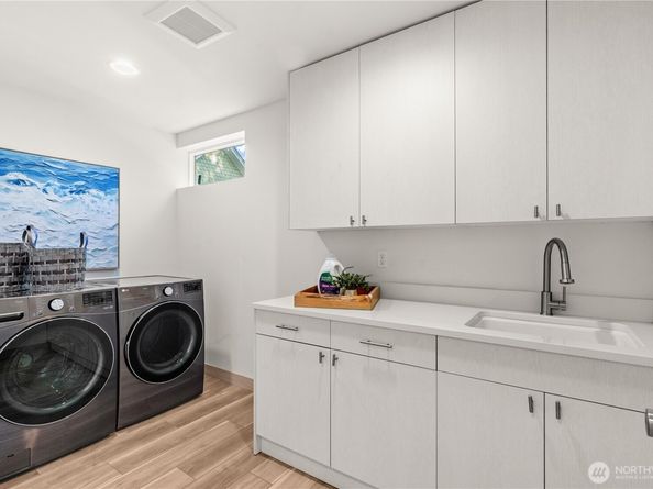 1132 31st Avenue S, Seattle WA 98144