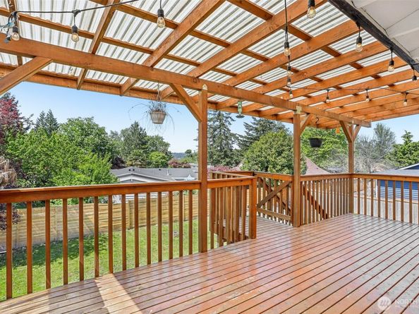 2531 Smithers Avenue S, Renton WA 98055