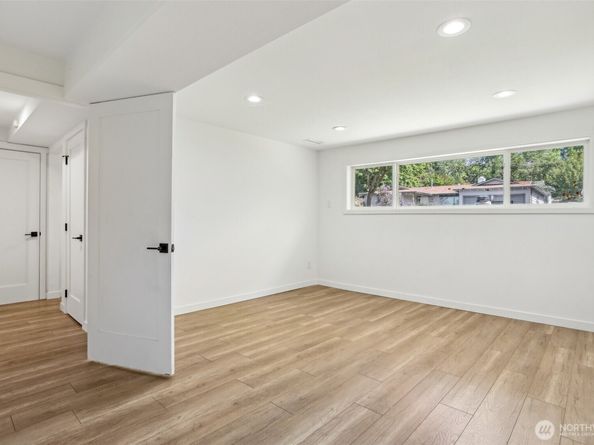 2531 Smithers Avenue S, Renton WA 98055