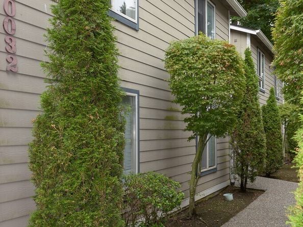 20032 66th Place W B3, Lynnwood WA 98036