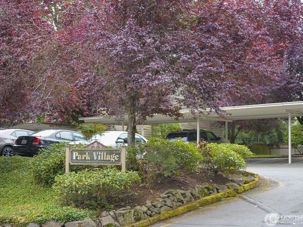 20032 66th Place W B3, Lynnwood WA 98036