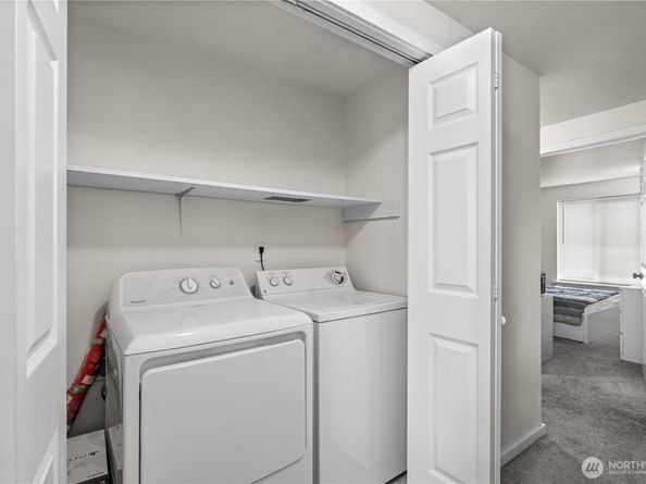 20032 66th Place W B3, Lynnwood WA 98036