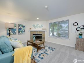 20032 66th Place W B3, Lynnwood WA 98036