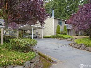 20032 66th Place W B3, Lynnwood WA 98036