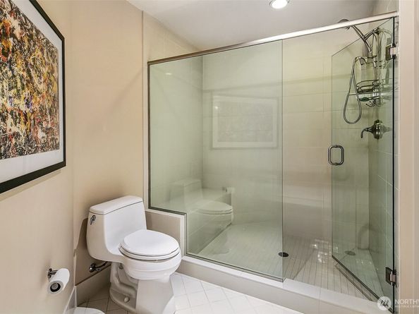 1920 4th Avenue 2303, Seattle WA 98101