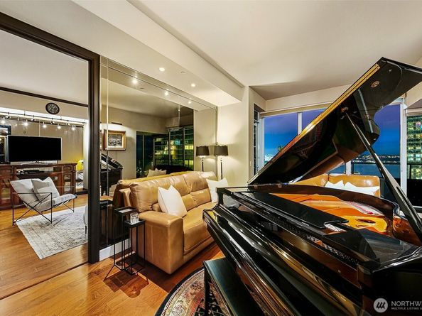 1920 4th Avenue 2303, Seattle WA 98101