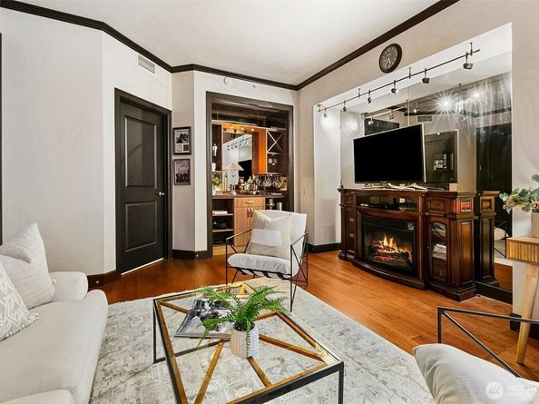 1920 4th Avenue 2303, Seattle WA 98101