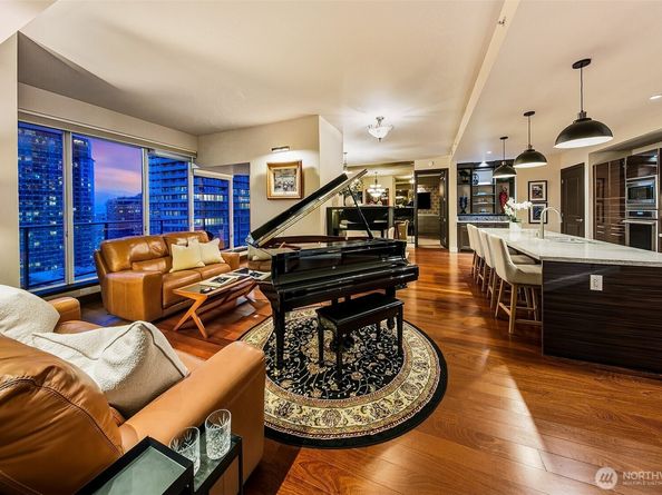 1920 4th Avenue 2303, Seattle WA 98101