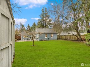 14021 27th Avenue NE, Seattle WA 98125