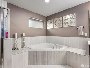 3725 200th Place SE, Bothell WA 98012