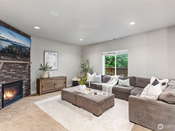 3725 200th Place SE, Bothell WA 98012