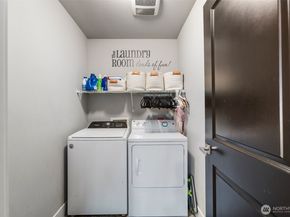 3725 200th Place SE, Bothell WA 98012