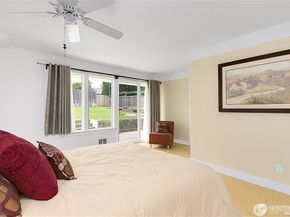 2515 27th Avenue W, Seattle WA 98199