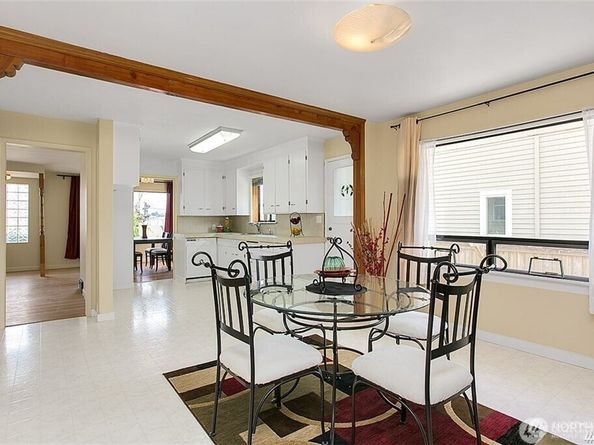 2515 27th Avenue W, Seattle WA 98199