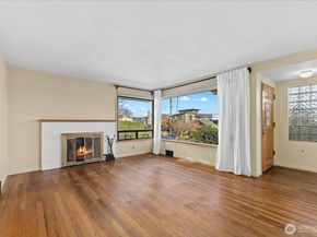 2515 27th Avenue W, Seattle WA 98199