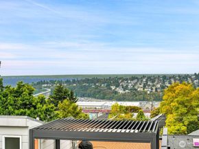 2130 10th Avenue W 28, Seattle WA 98119