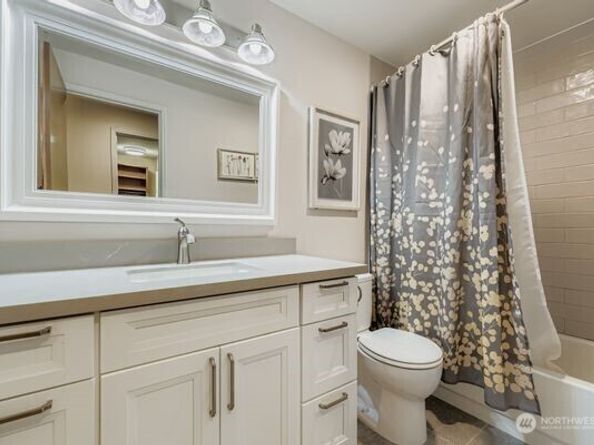 6216 151st Avenue SE, Bellevue WA 98006