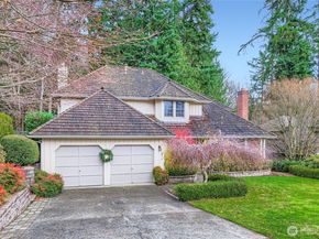 6216 151st Avenue SE, Bellevue WA 98006