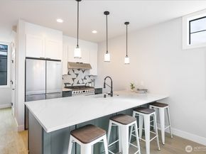 10713 2nd Avenue NW, Seattle WA 98177