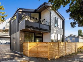 10713 2nd Avenue NW, Seattle WA 98177