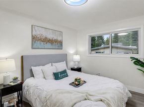 13909 4th Avenue NE, Seattle WA 98125